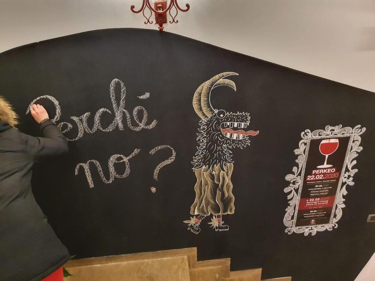 Gasthof Salurn Ngoại thất bức ảnh